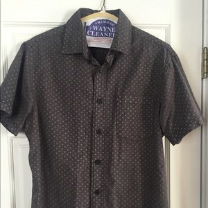 Mossimo button down pocket shirt